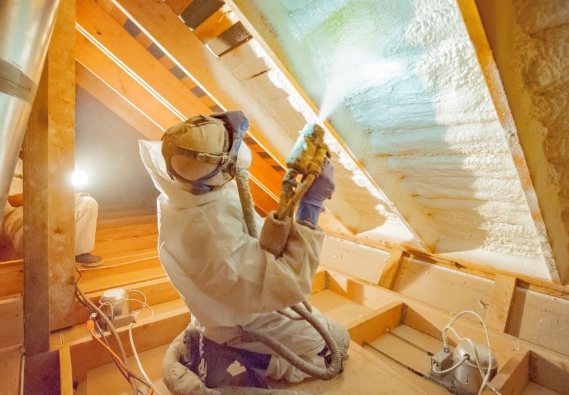 sprey-poliuretan-kopuk-ses-yalitim